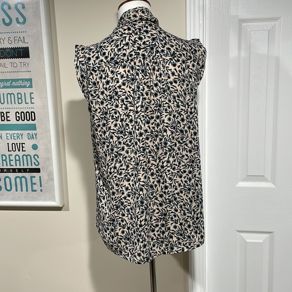 LOFT tan, gray and black sleeveless blouse with subtle details. - Picture 3 of 9